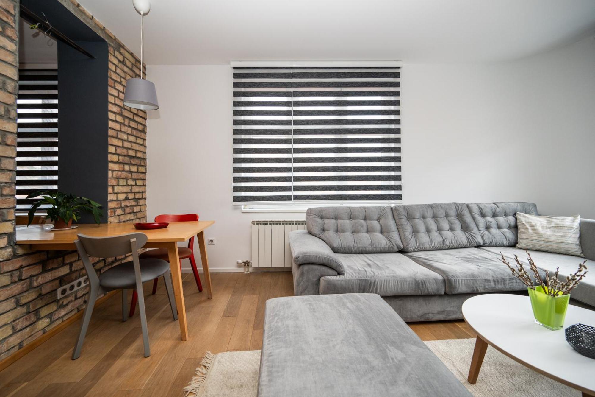 Design 1Bdr Apartment With City View サラエヴォ エクステリア 写真