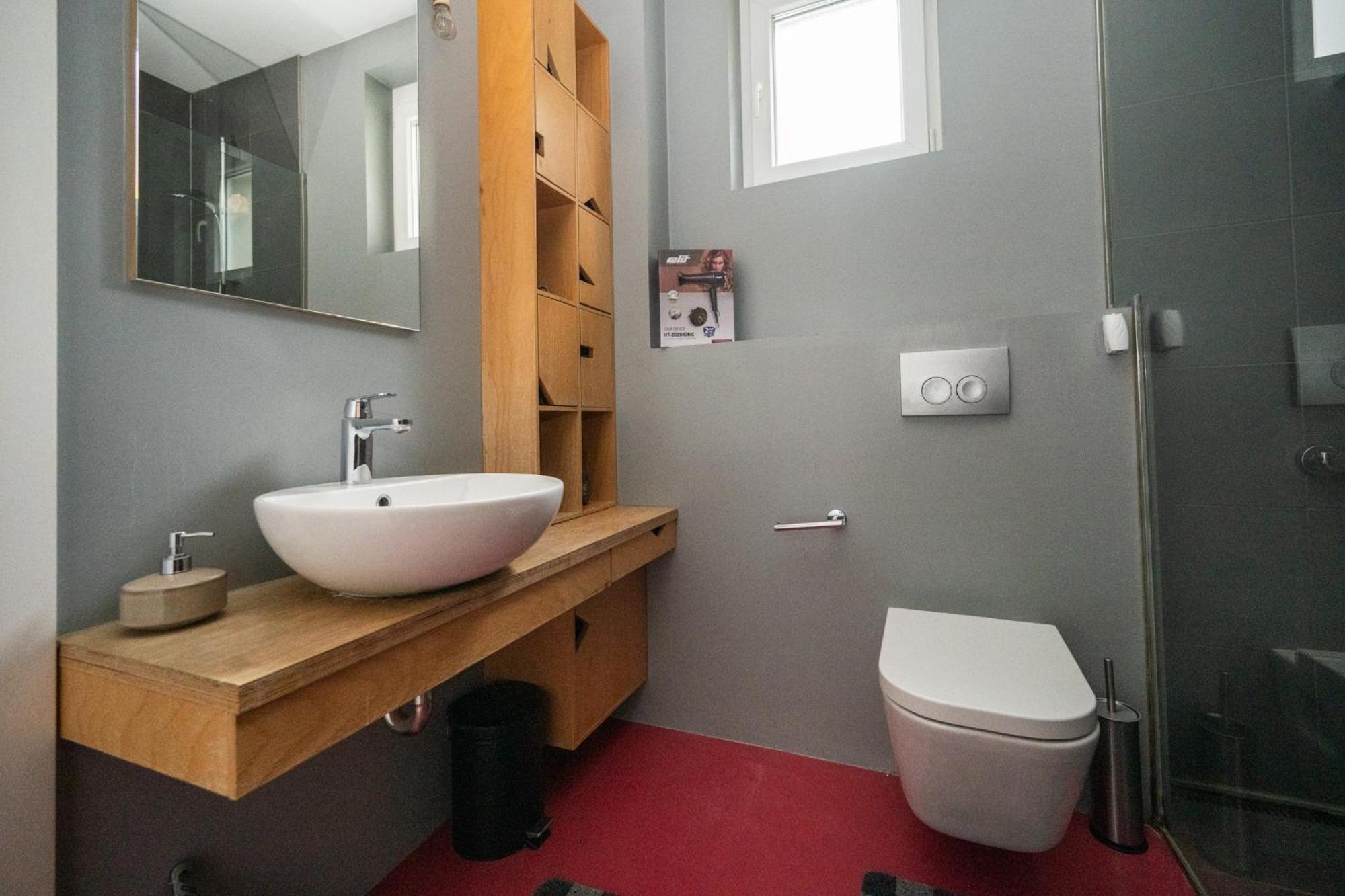 Design 1Bdr Apartment With City View サラエヴォ エクステリア 写真